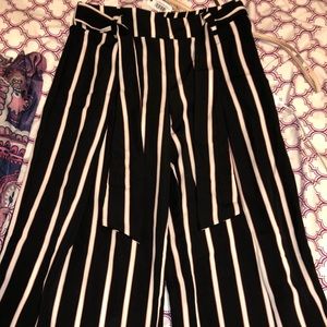 Black,White,&Coral Stripped Plazzo pants
